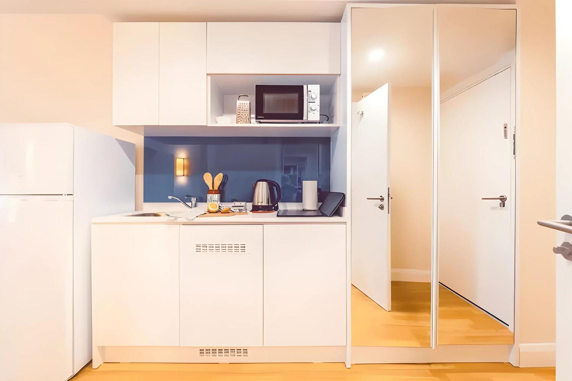 Luxury Orbi City Sea View Aparthotel Μπατούμι Εξωτερικό φωτογραφία