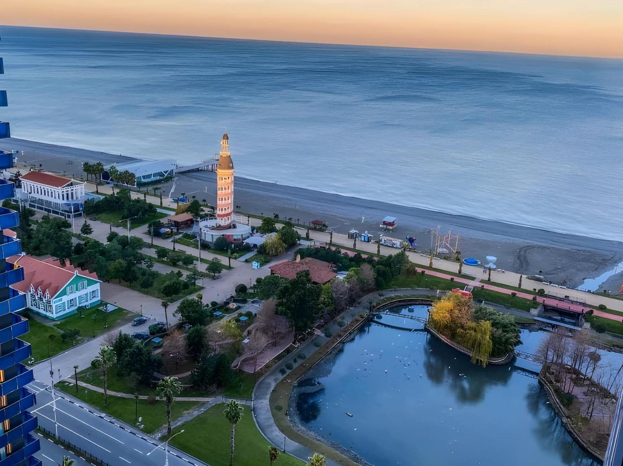 Luxury Orbi City Sea View Aparthotel Μπατούμι Εξωτερικό φωτογραφία