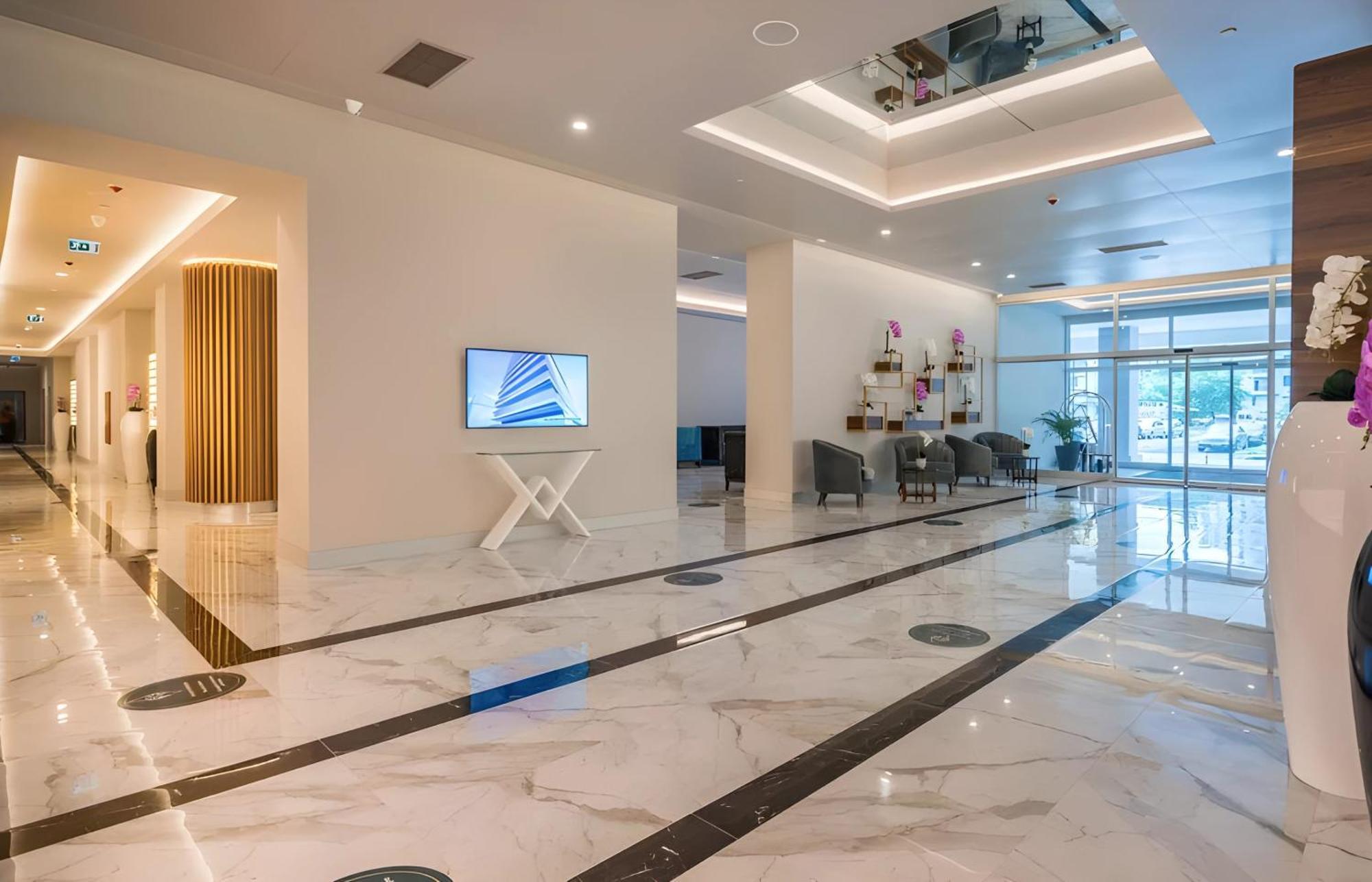 Luxury Orbi City Sea View Aparthotel Μπατούμι Εξωτερικό φωτογραφία