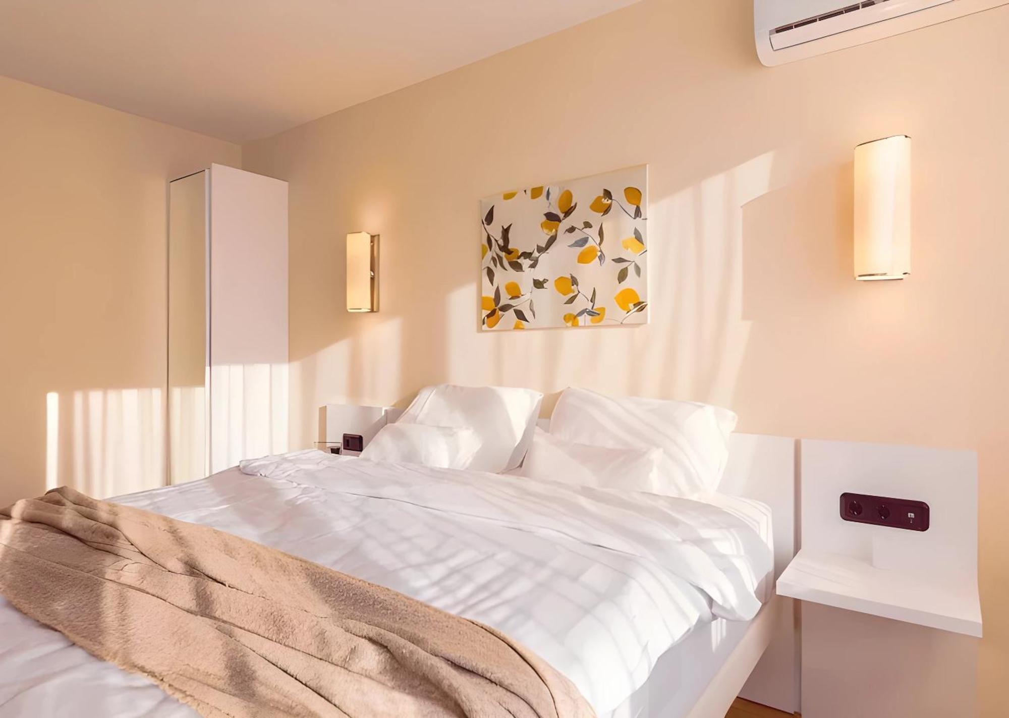 Luxury Orbi City Sea View Aparthotel Μπατούμι Εξωτερικό φωτογραφία