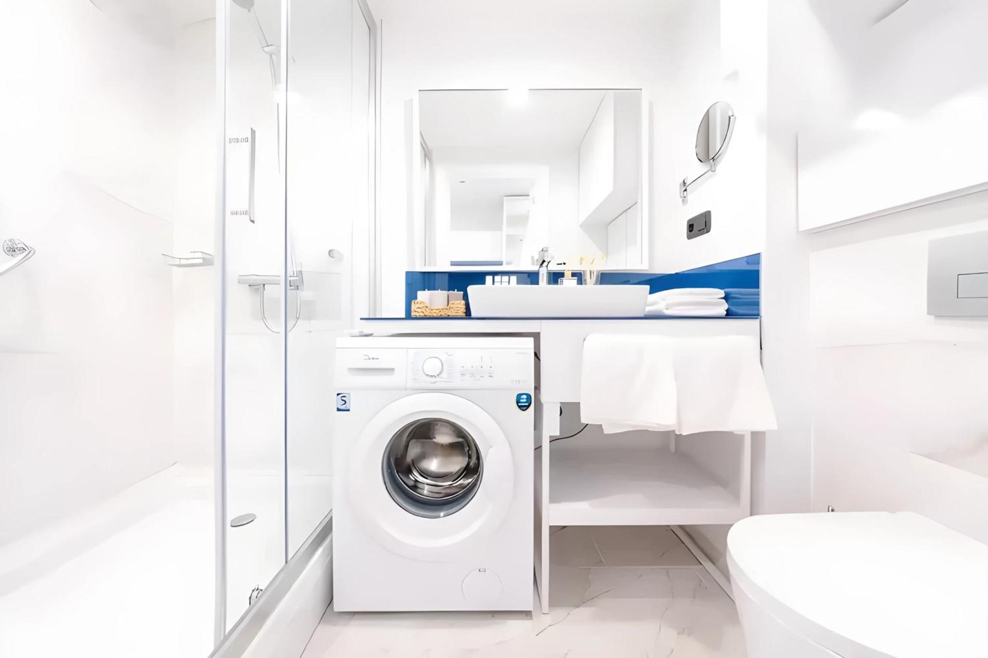 Luxury Orbi City Sea View Aparthotel Μπατούμι Εξωτερικό φωτογραφία